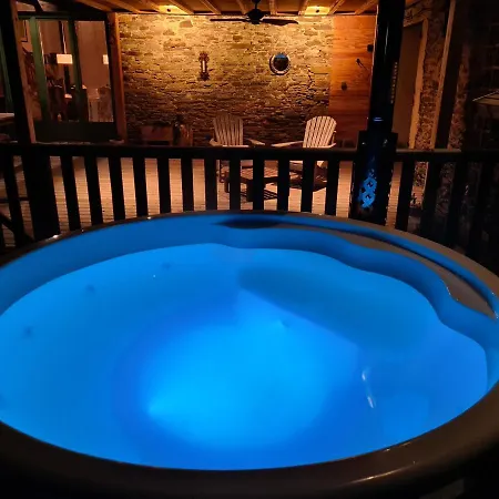 Holiday home La Rhue Gites - Jacuzzi