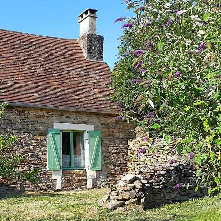 Holiday home La Rhue Gites - Jacuzzi *